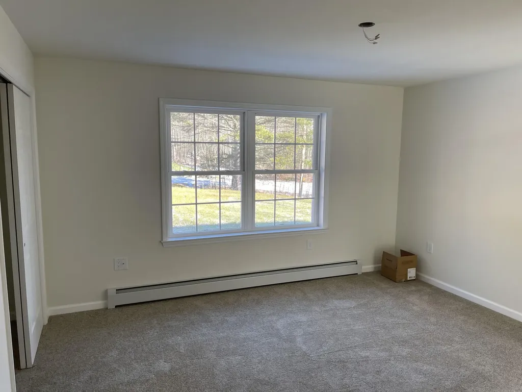 17 Village Valley Road Nobleboro ME 04555