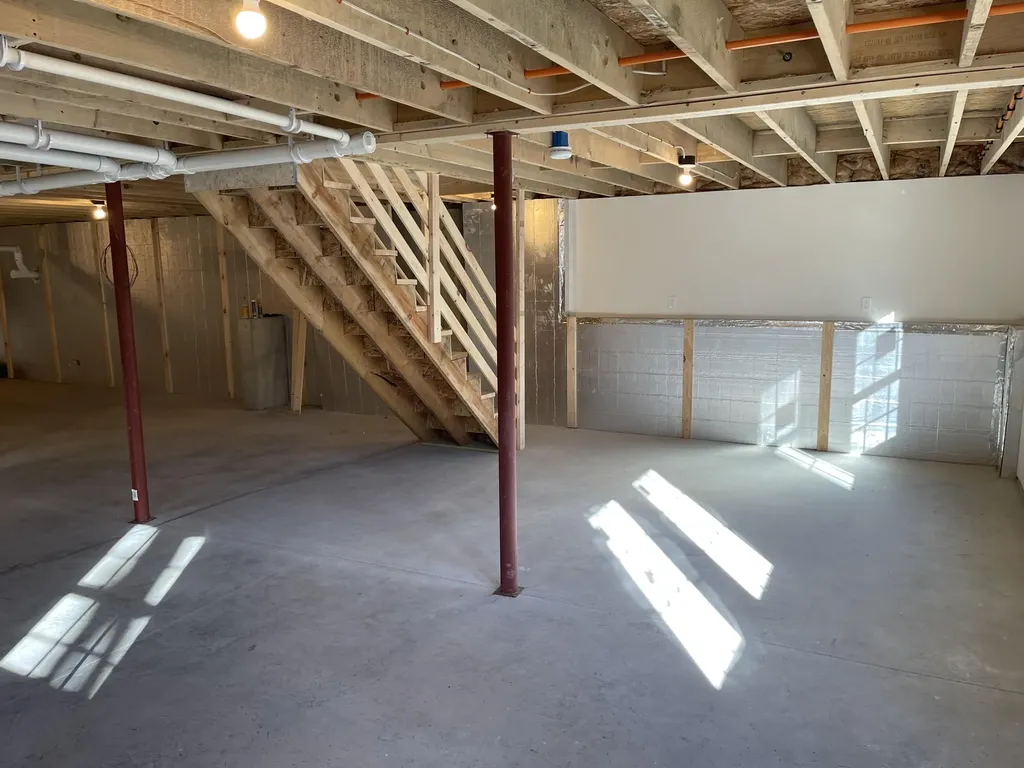 17 Village Valley Road Nobleboro ME 04555