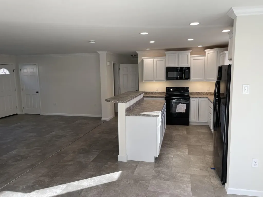 17 Village Valley Road Nobleboro ME 04555