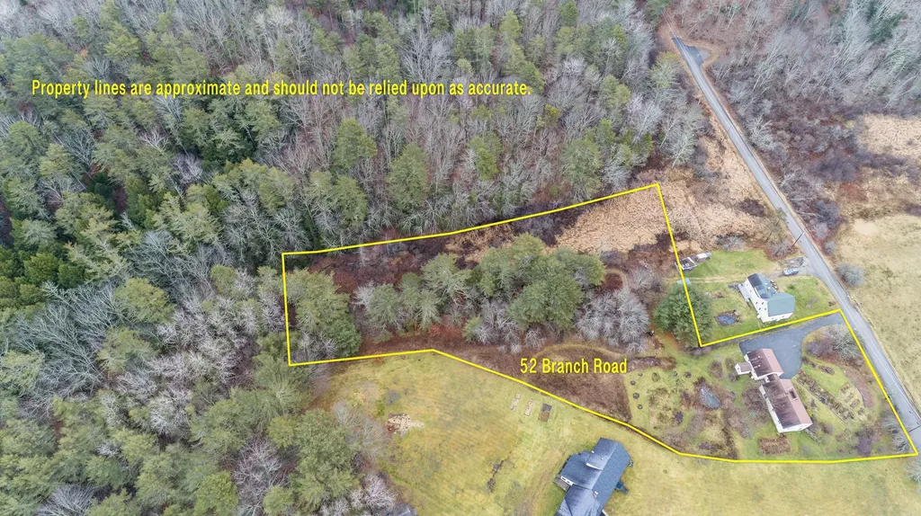 52 Branch Road Damariscotta ME 04543