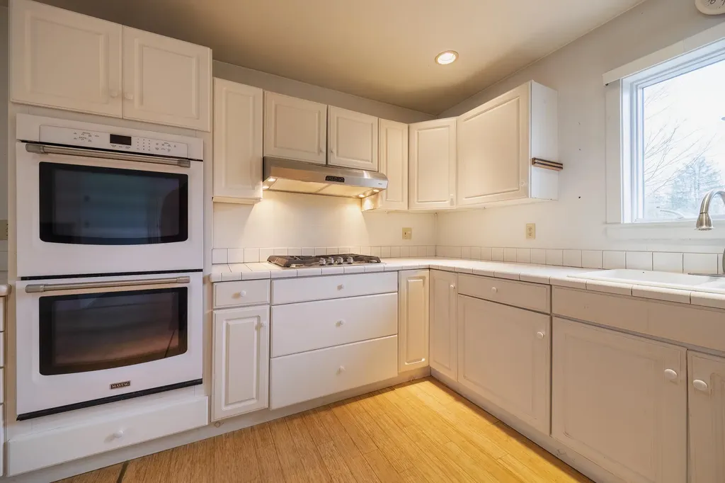 52 Branch Road Damariscotta ME 04543
