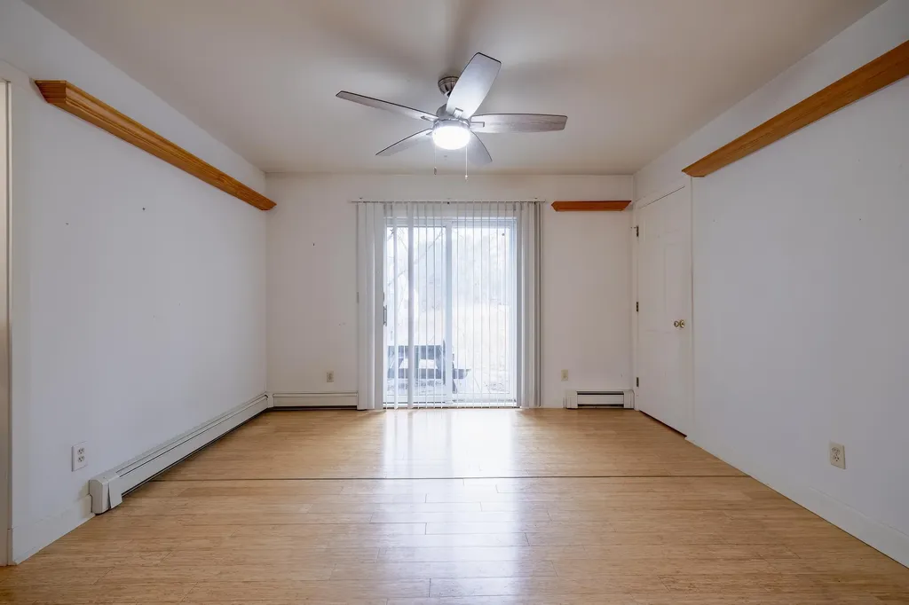52 Branch Road Damariscotta ME 04543
