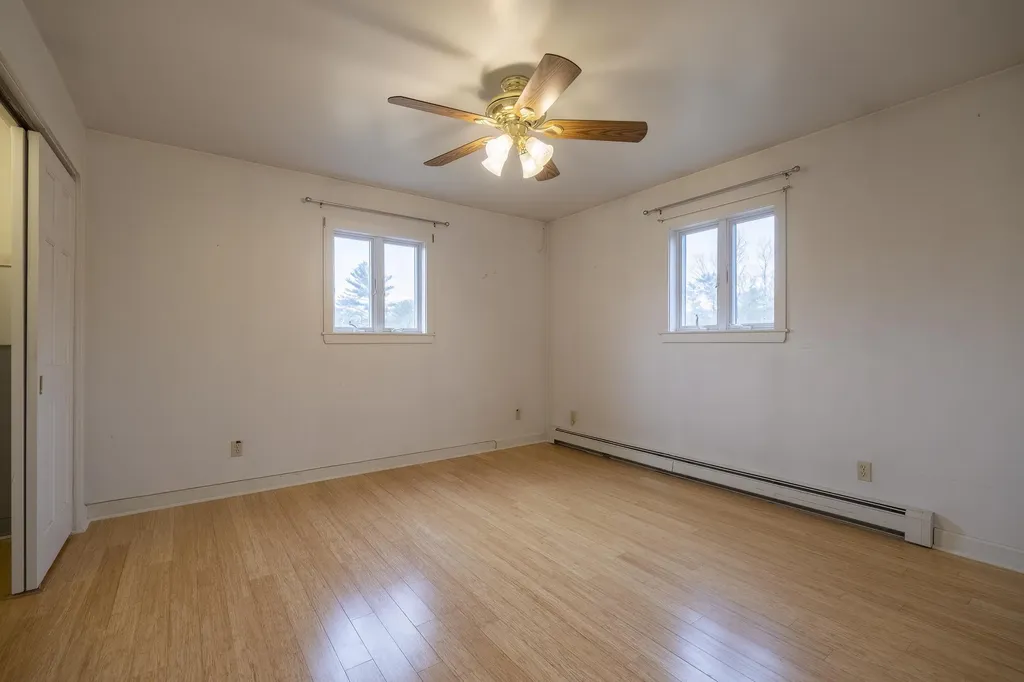 52 Branch Road Damariscotta ME 04543