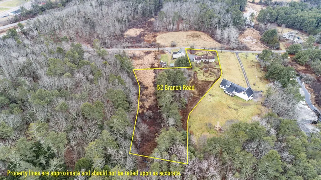 52 Branch Road Damariscotta ME 04543