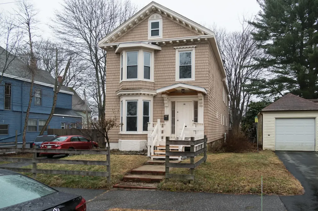 44 Pleasant Avenue Portland ME 04103