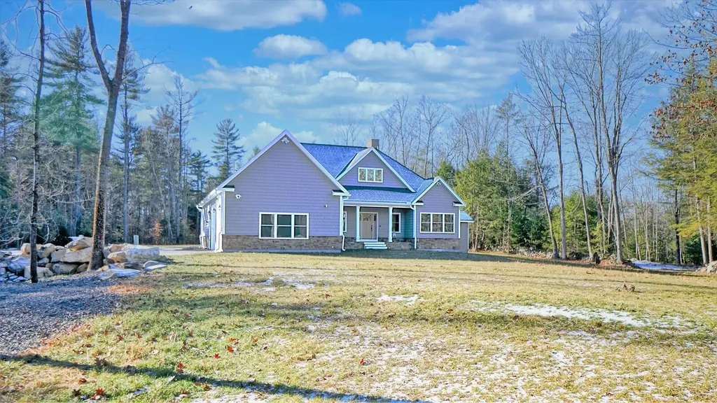 38 Dolloff Road Standish ME 04084