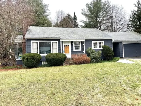 163 Harvard Street Auburn ME 04210