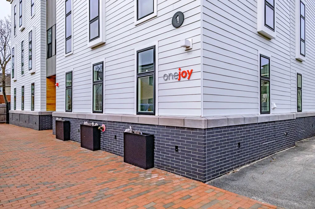 1 Joy Place Portland ME 04102