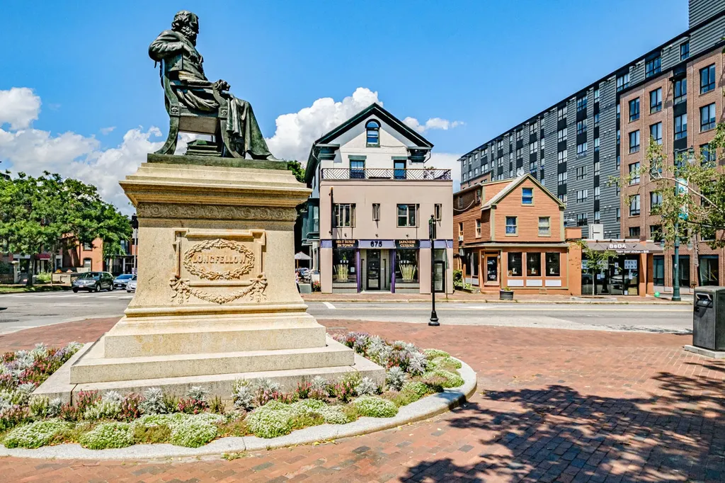 1 Joy Place Portland ME 04102