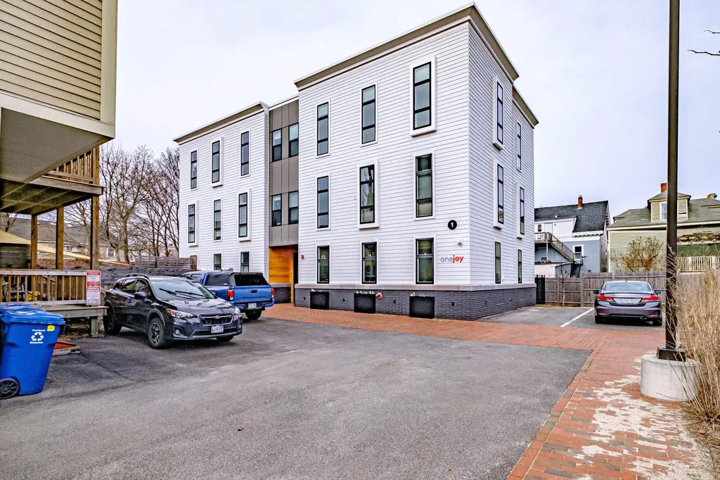 1 Joy Place Portland ME 04102
