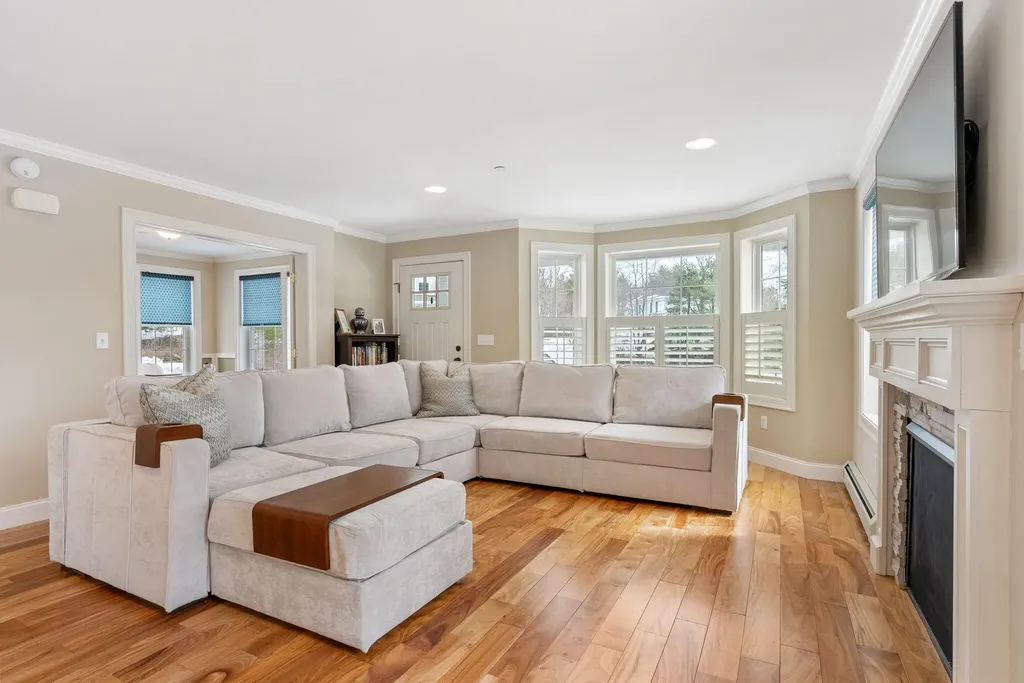 74 Fieldstone Drive Westbrook ME 04092