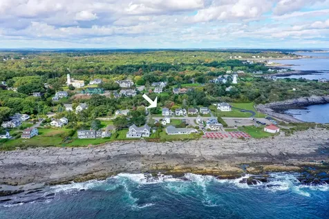 202 Two Lights Road Cape Elizabeth ME 04107