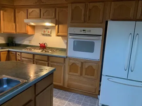 53 Coveside Road South Bristol ME 04568