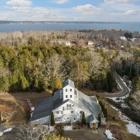 53 Coveside Road South Bristol ME 04568