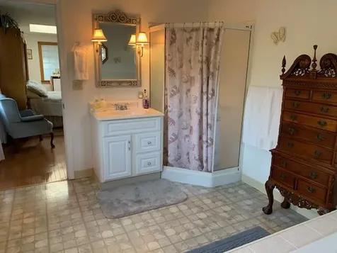 53 Coveside Road South Bristol ME 04568