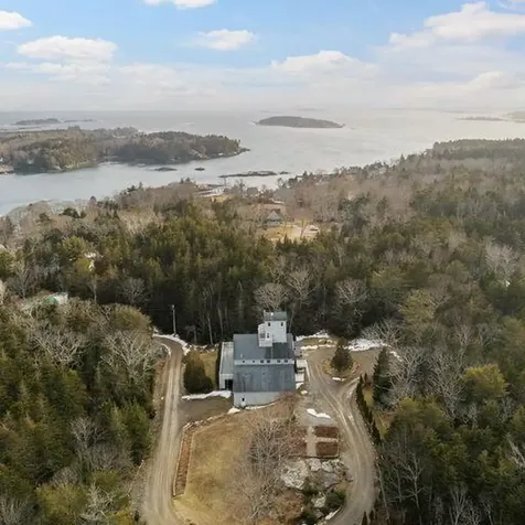 53 Coveside Road South Bristol ME 04568