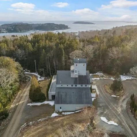 53 Coveside Road South Bristol ME 04568