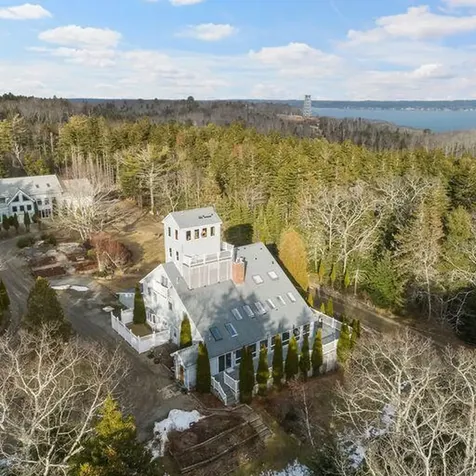 53 Coveside Road South Bristol ME 04568