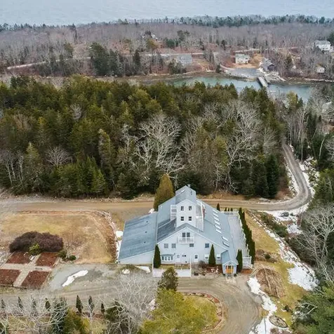 53 Coveside Road South Bristol ME 04568