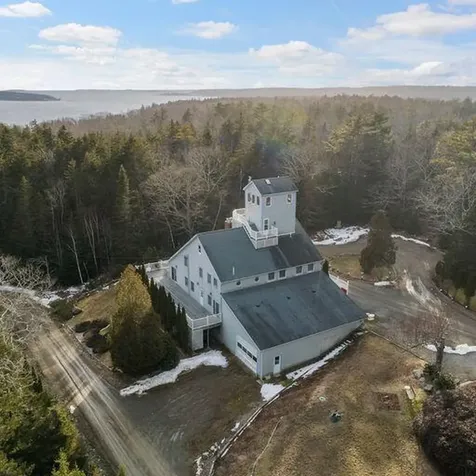 53 Coveside Road South Bristol ME 04568