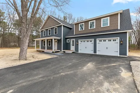 6 Harpers Way Windham ME 04062