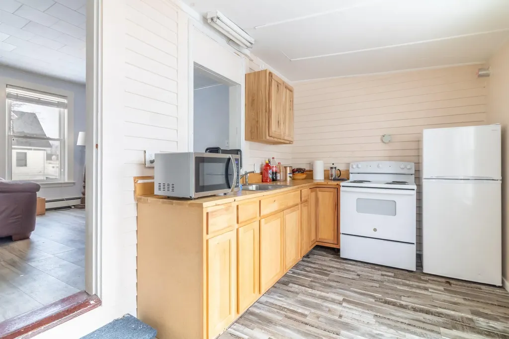 276 Penobscot Avenue Millinocket ME 04462