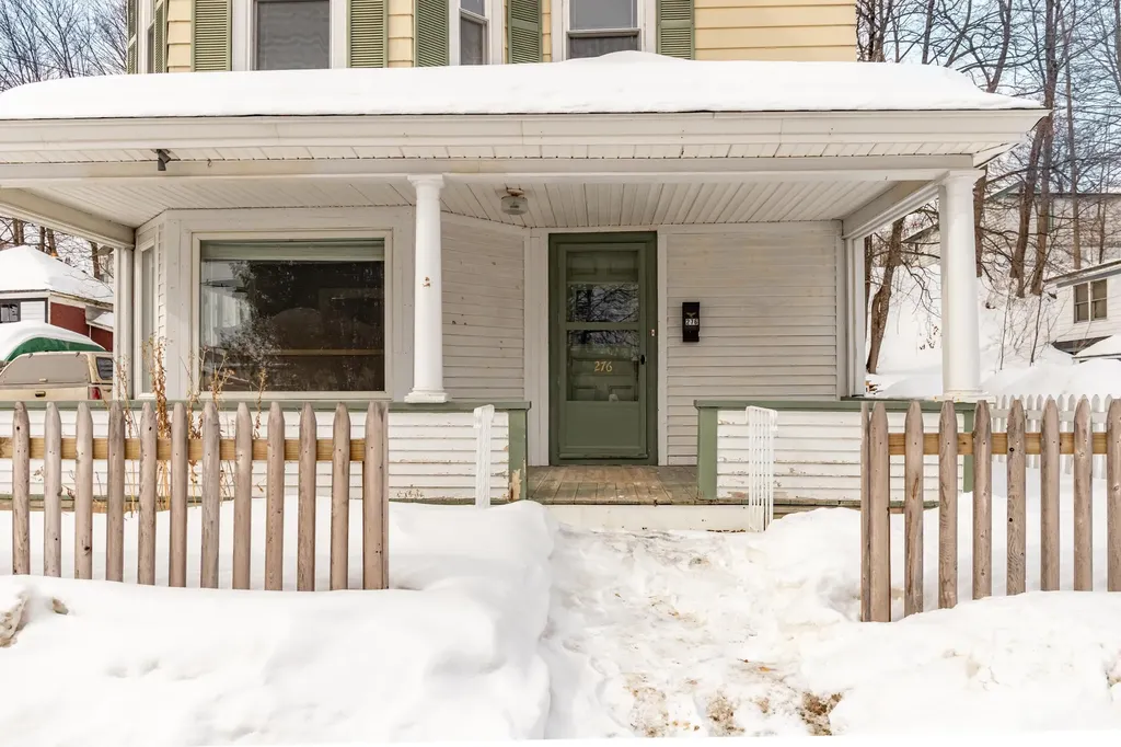 276 Penobscot Avenue Millinocket ME 04462