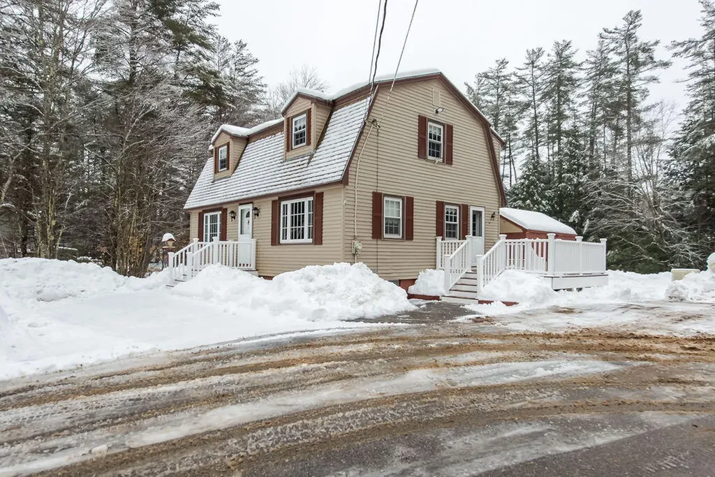 17 Carolyn Drive Berwick ME 03901