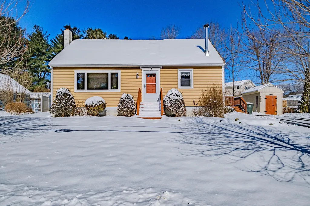 9 Colony Road Westbrook ME 04092