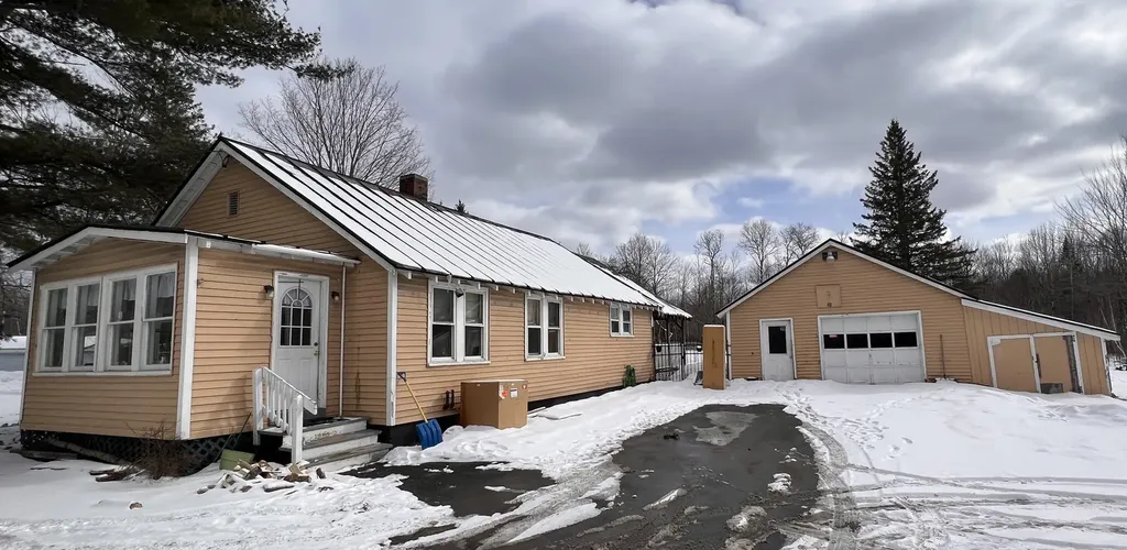 611 Canaan Road Skowhegan ME 04976