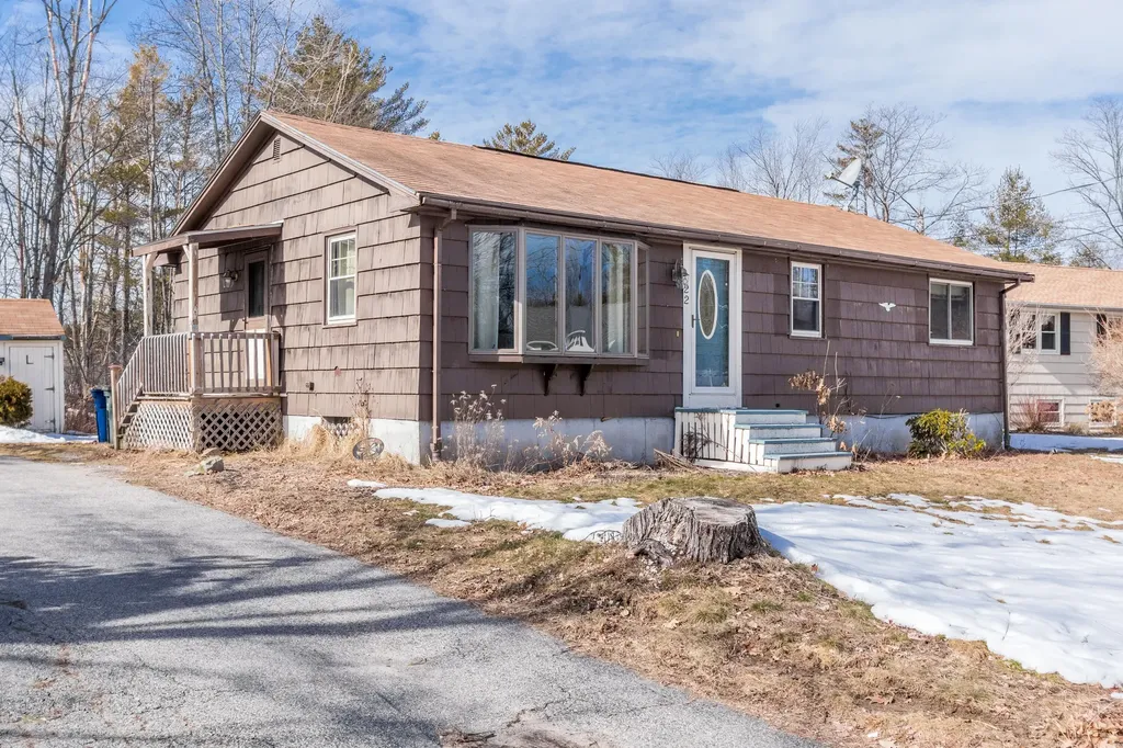 22 Settlers Road Westbrook ME 04092