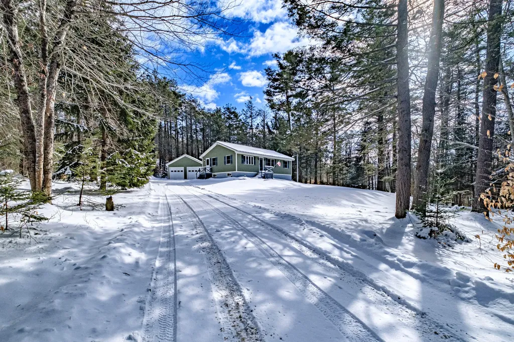 20 Sabino Road West Bath ME 04530