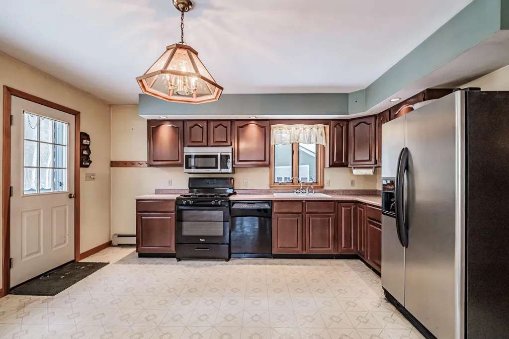 20 Sabino Road West Bath ME 04530