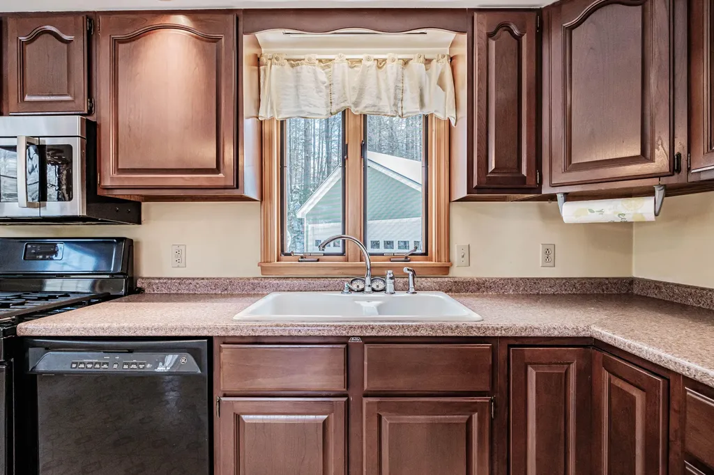 20 Sabino Road West Bath ME 04530