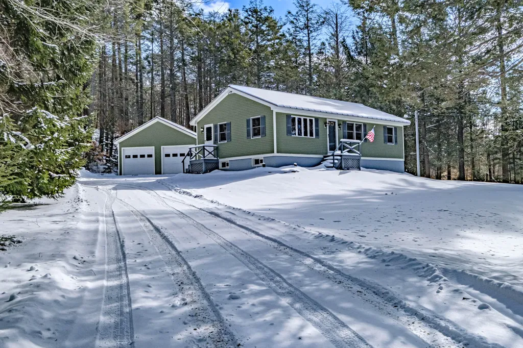 20 Sabino Road West Bath ME 04530