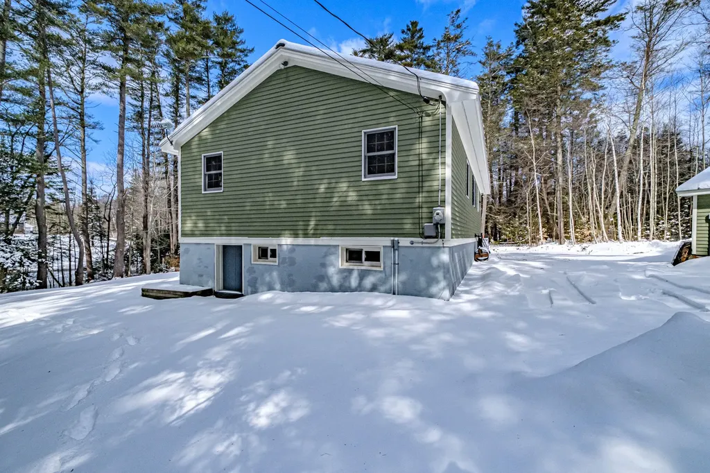 20 Sabino Road West Bath ME 04530