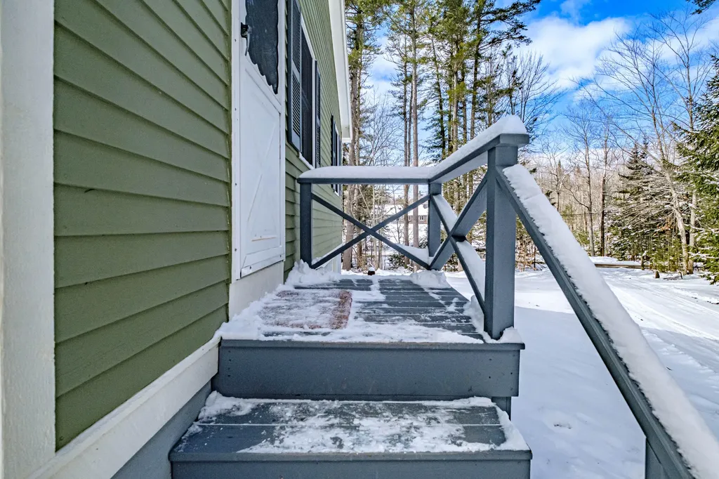 20 Sabino Road West Bath ME 04530