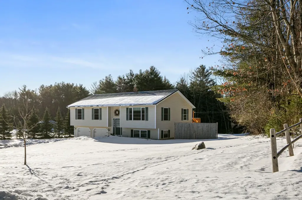 47 Bunny Street Augusta ME 04330
