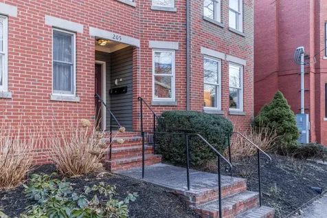 205 Vaughan Street Portland ME 04102