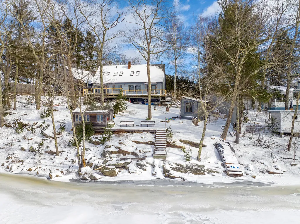 75 & 76 Oak Point Lane Union ME 04862