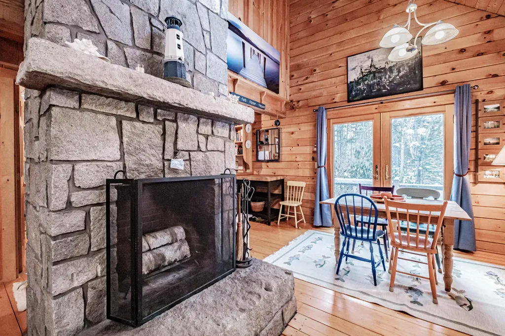2 Schaefer Lane Saint George ME 04860