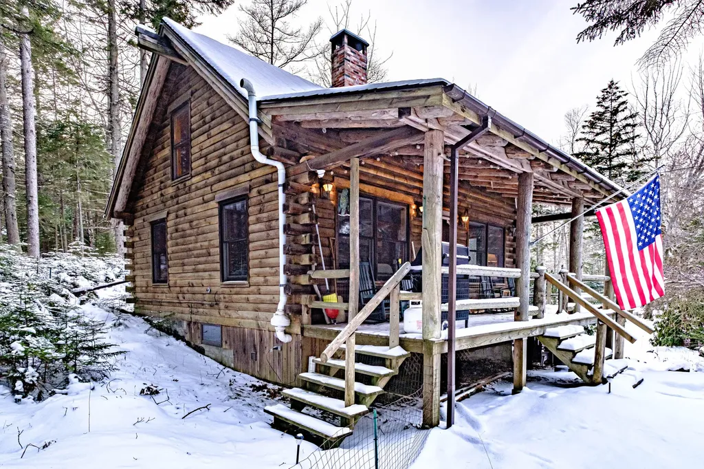 2 Schaefer Lane Saint George ME 04860