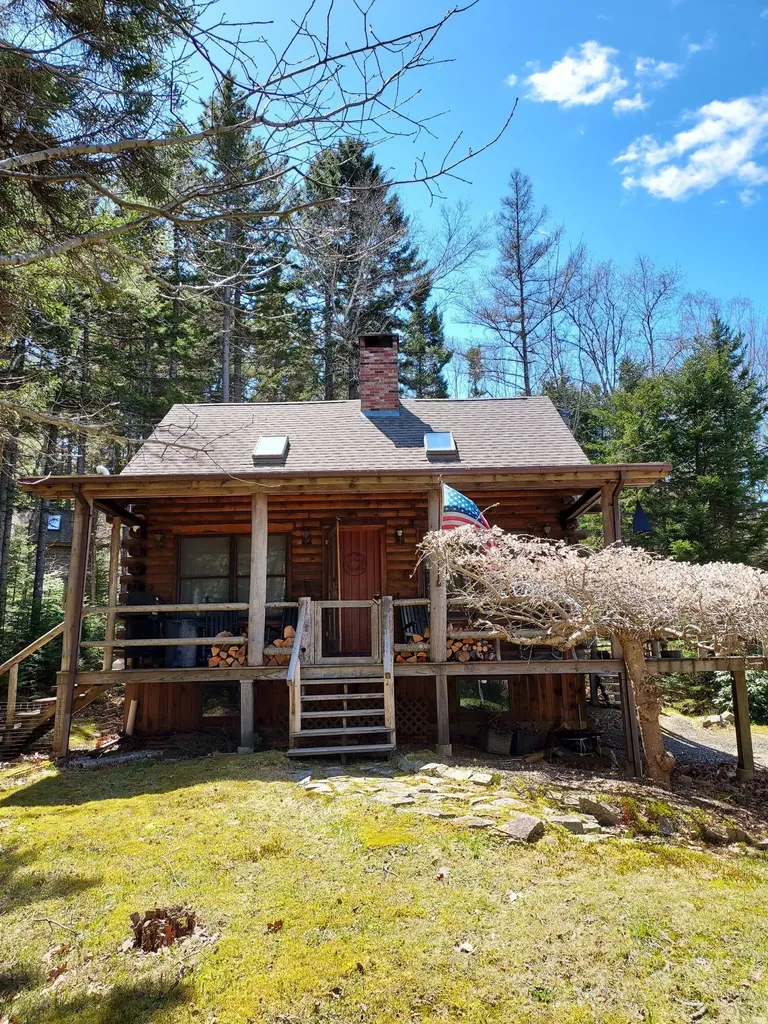 2 Schaefer Lane Saint George ME 04860