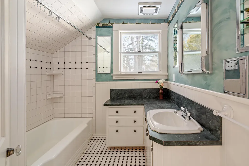 13 Union Street Camden ME 04843