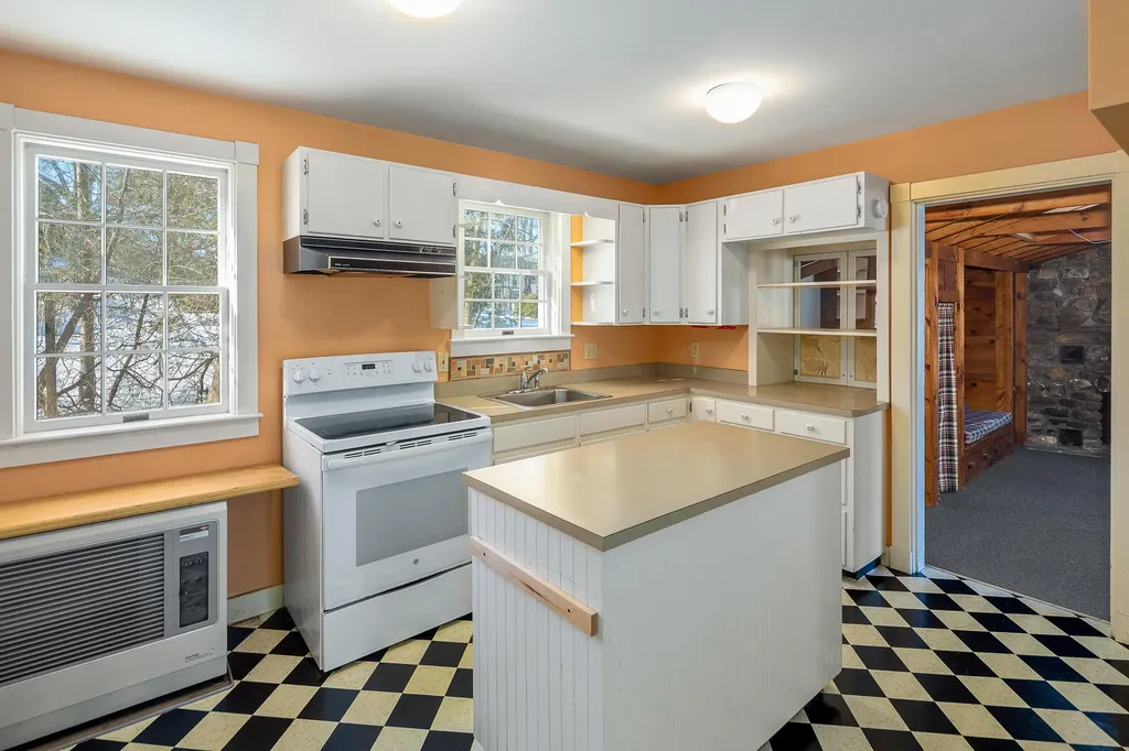 13 Union Street Camden ME 04843