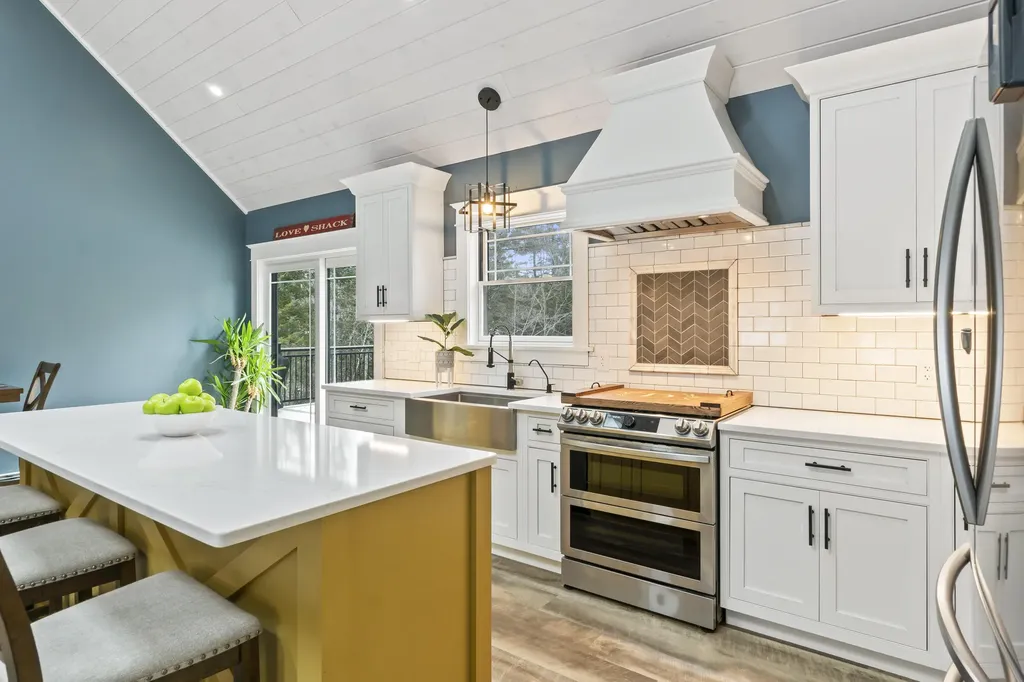 66 Tiger Lily Lane Sidney ME 04330