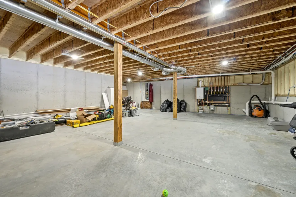 66 Tiger Lily Lane Sidney ME 04330