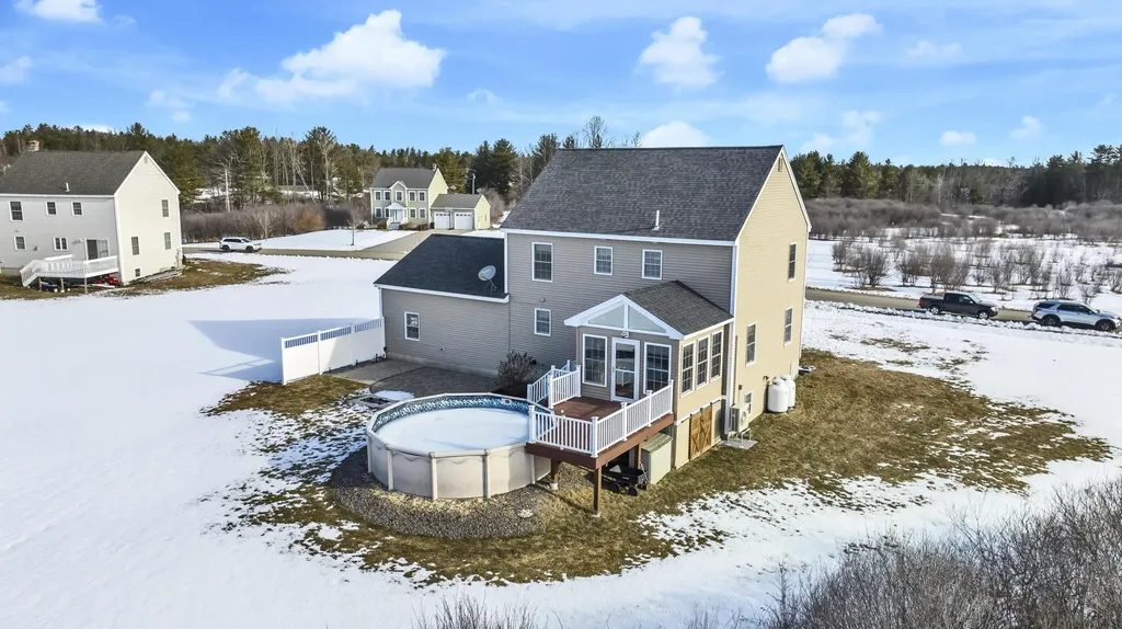 21 Snowberry Drive Gorham ME 04038