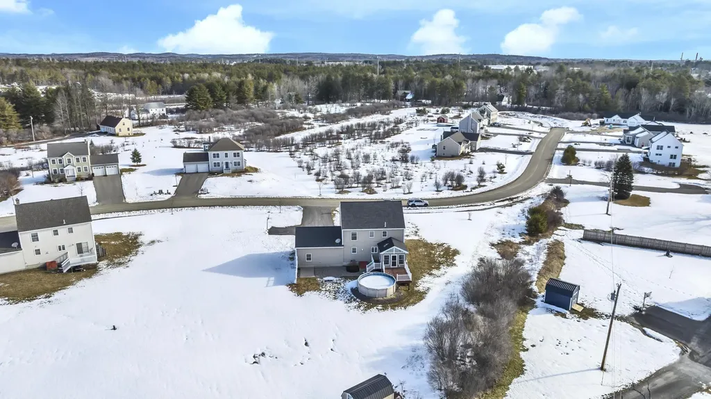21 Snowberry Drive Gorham ME 04038