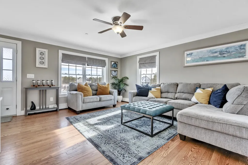 21 Snowberry Drive Gorham ME 04038